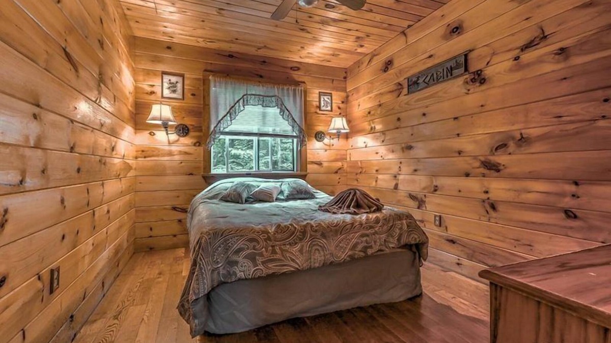 Canadensis Hotel | Magnolia Streamside Resort