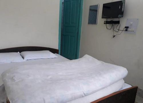 Guptkashi Hotel | Maharastra mandal