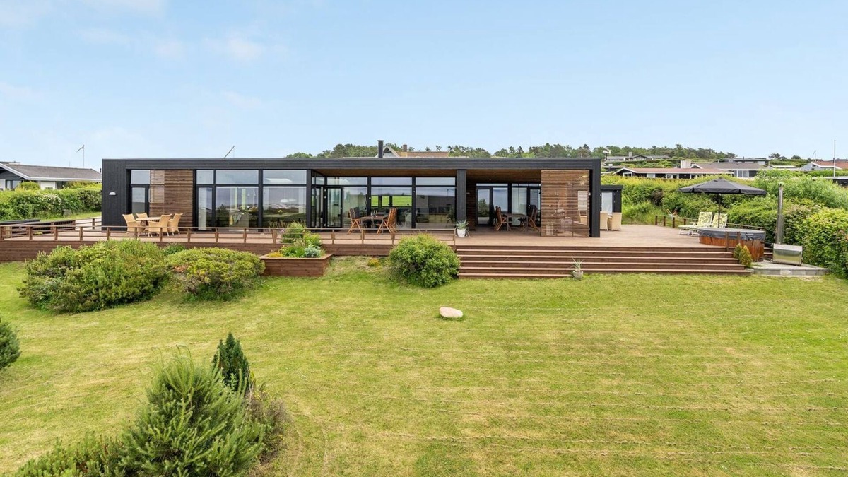Skødshoved Strand House | "Mahilo" - 300m from the sea by Interhome