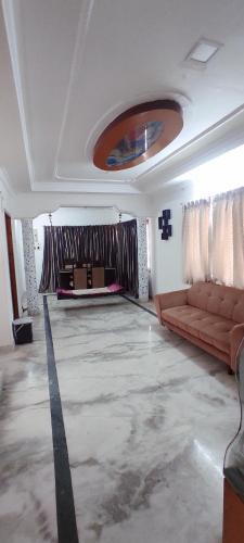 Visakhapatnam Hotel | Mahuri home stay