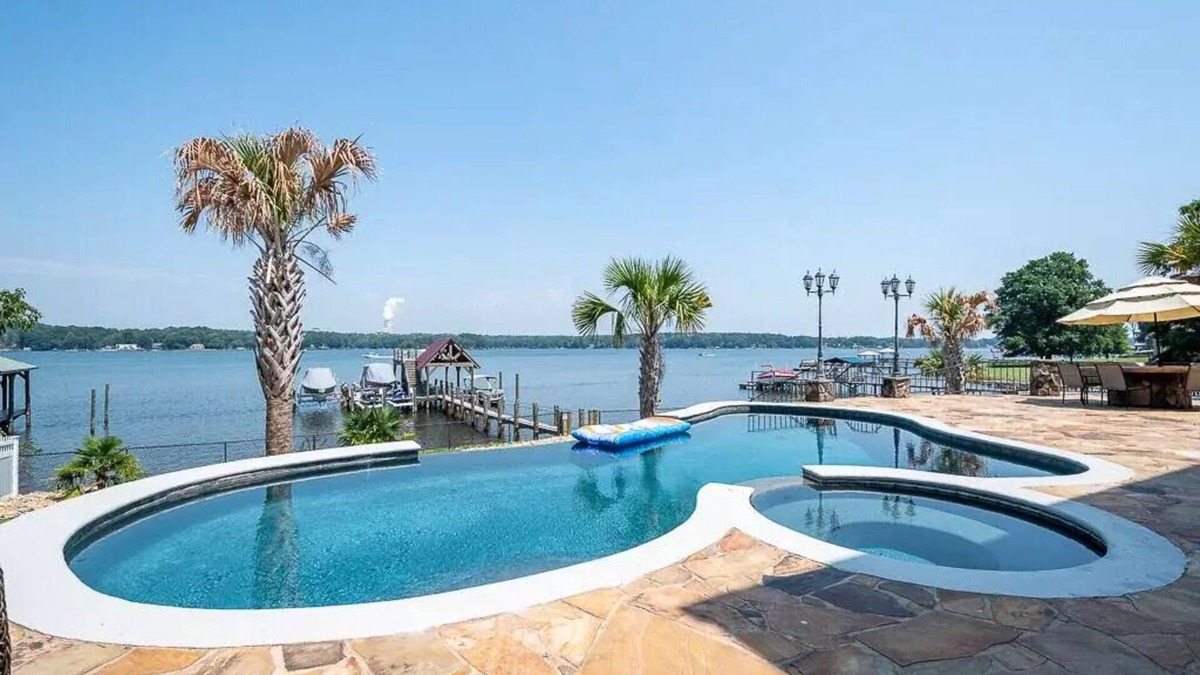 Mayhew House | Main Channel Waterfront Home with Pool/Hot Tub - Ideal for up to 14 guests