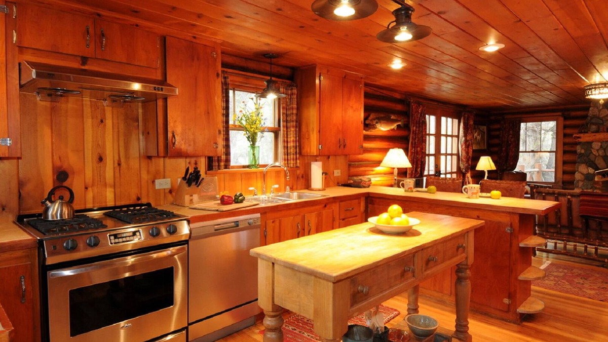 Ennis Cabin | Main House – Restored Historic Log Cabin, known as the Ennis Homestead