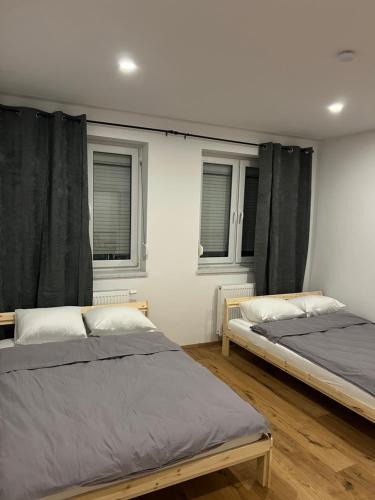 Wiener Neustadt Apartment | Main Square Loft Apartment for 6