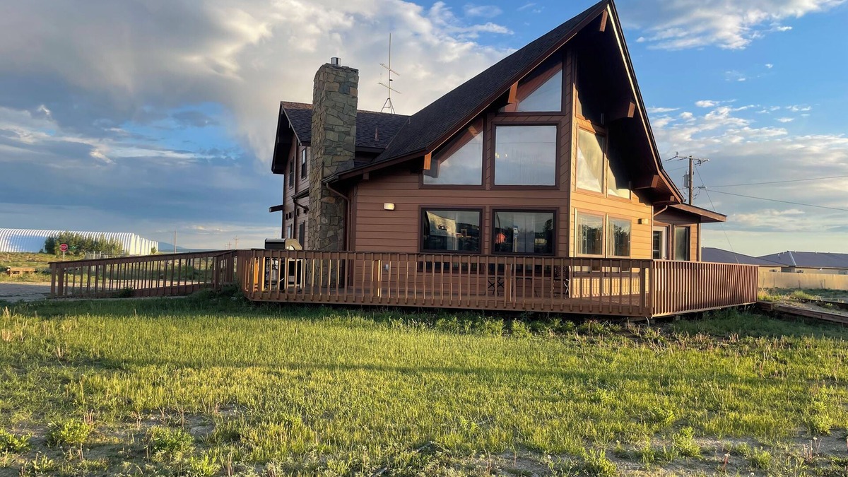 Fort Garland Cabin | Main Street Cabin near Sand Dunes - Fort Garland