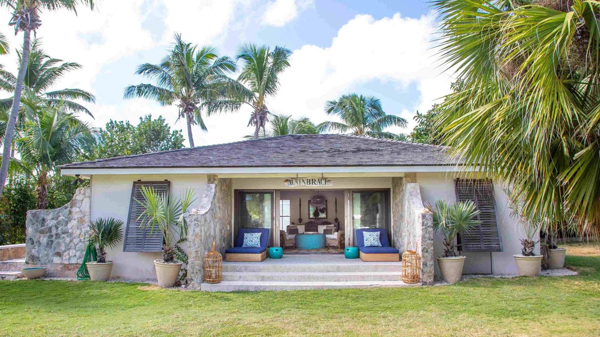 Dunmore Town Cottage | Mainbrace. A Three Bedroom, Two Bath Home Just Steps From The Beach!