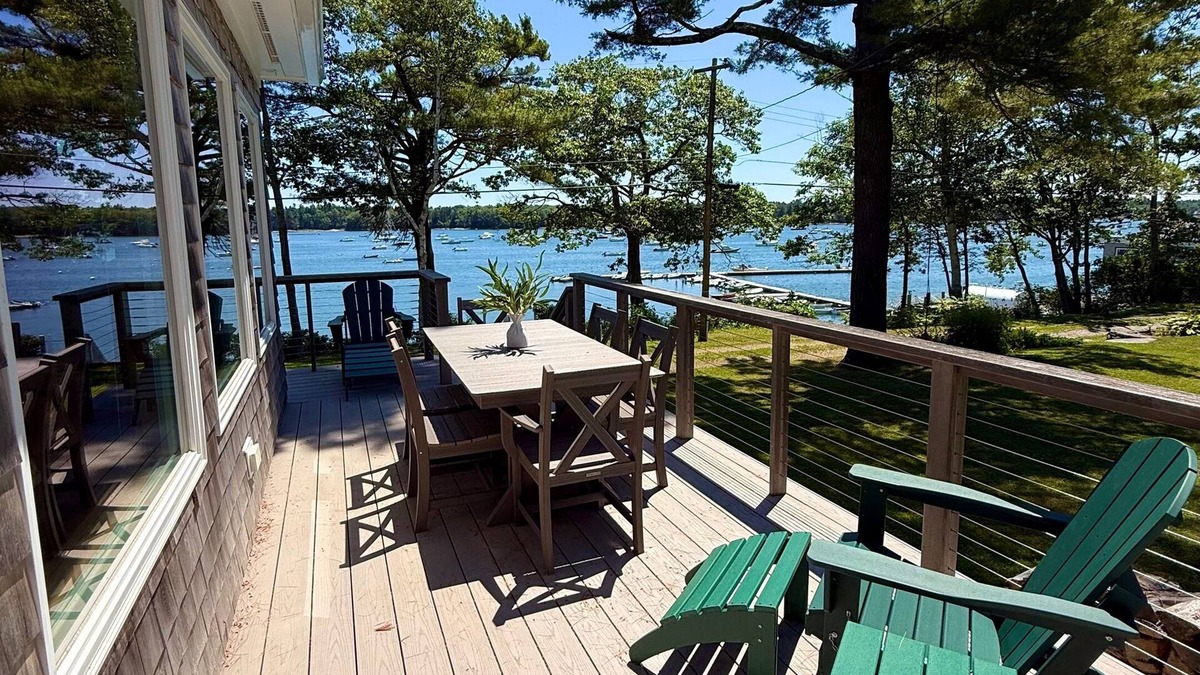 Brunswick House | Maine Oceanfront Retreat