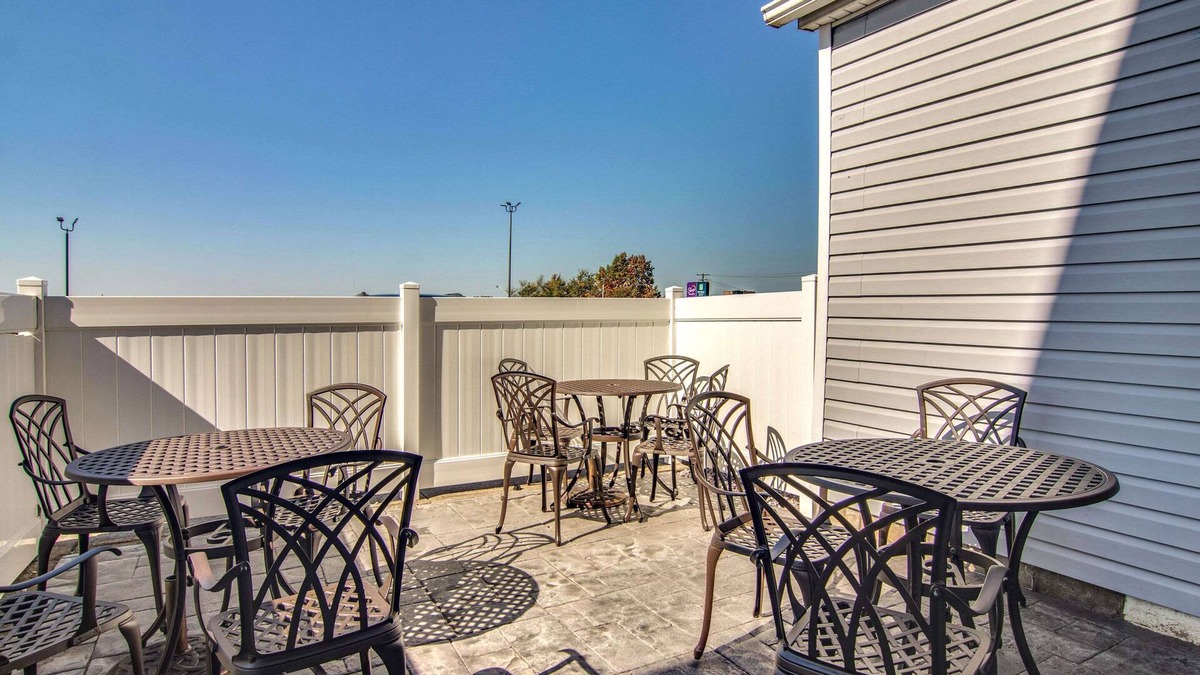 Clarion Hotel | MainStay Suites Clarion, PA near I-80