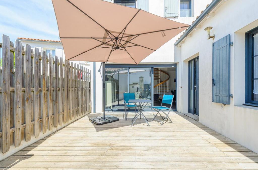 Angoulins House | Maison Angoulins: 6 Pers, Mer à 150m, WIFI, Terrasse, Équipée Bébé - FR-1-535-45