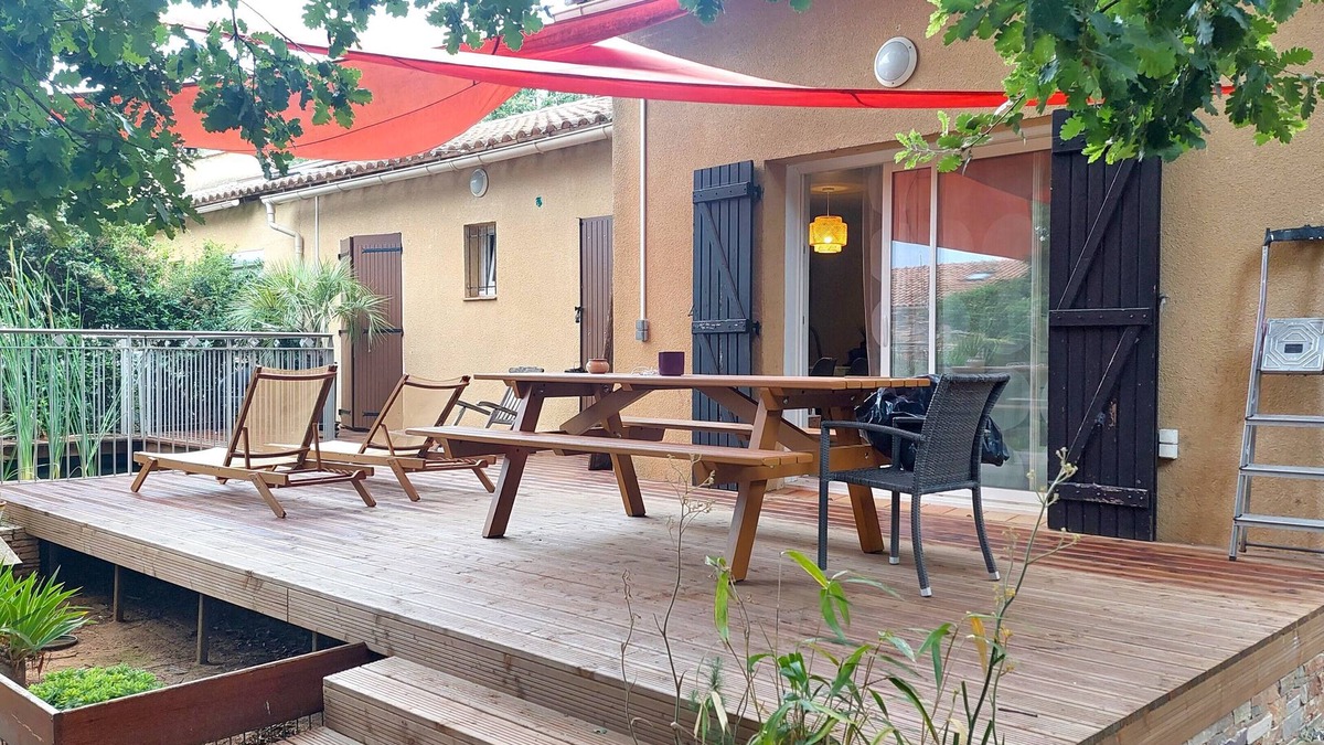 Salinelles House | Maison au Calme sur Terrain Boisé - Gard