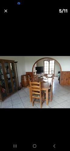 Moroges House | Maison au milieu des vignes