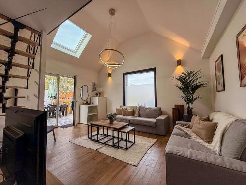 Ardres House | Maison avec jardin à 50m du Lac