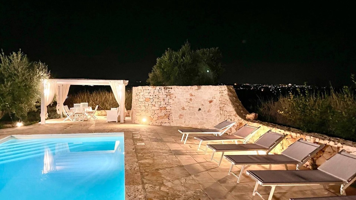 Ostuni House | Maison Avec Piscine à Ostuni Entourée de Vignobles et de Trulli