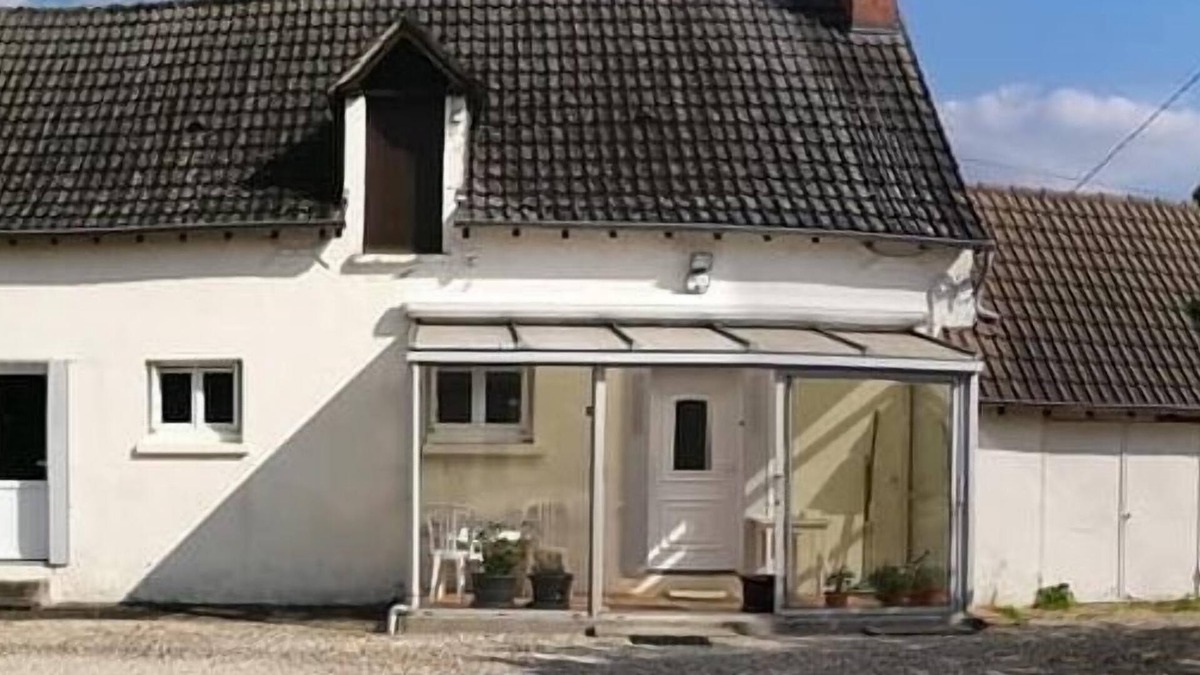 Azay-le-Ferron House | Maison Avec Véranda, Terrain Ombragé et Mare aux Grenouilles Idéal en Brenne