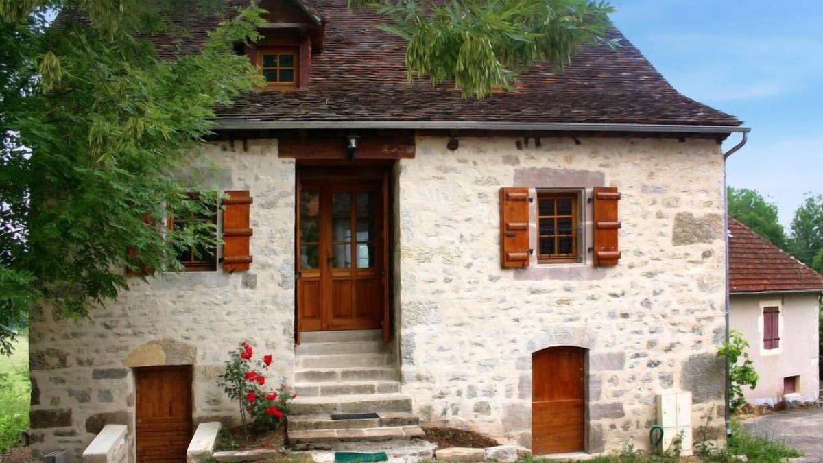 La Chapelle-aux-Saints House | Maison Bonneval by Interhome