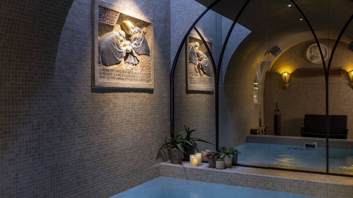 Saint-Germain-des-Pres Apartment | Maison Cardinal Furstemberg