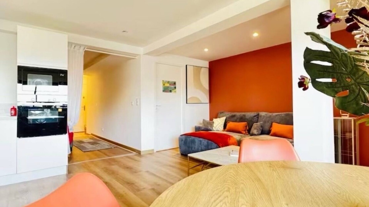 Clermont-Ferrand Apartment | Maison chanteranne free parking