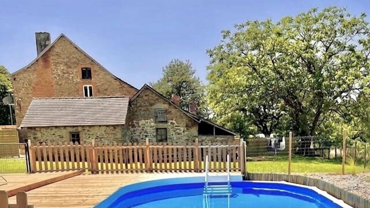 Jumilhac-le-Grand House | Maison CouCou III - with heated fenced pool and flexible arrival days