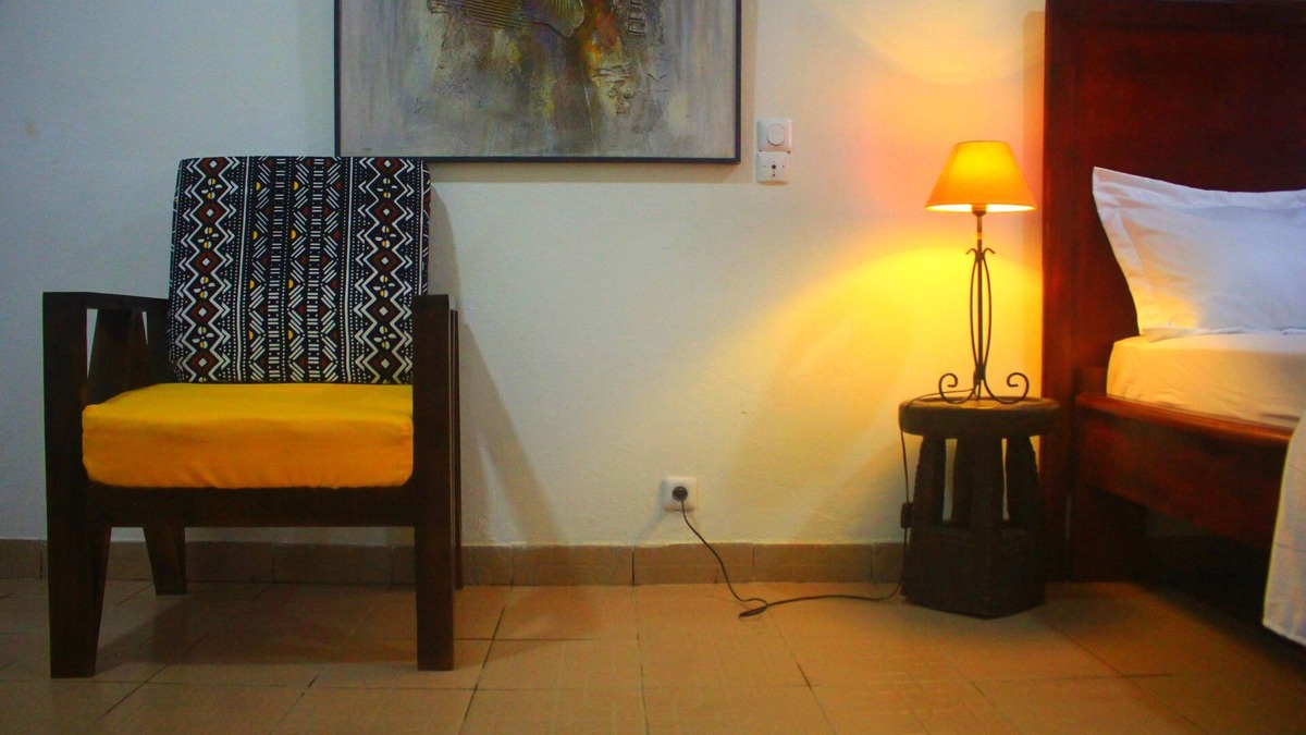 Yaounde Villa | maison d'hôte sécurisée situé au coeur de ville avec galerie d'art et restaurant