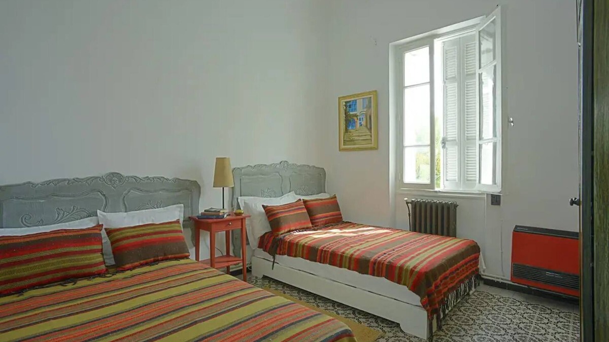 Tunis Bed & Breakfast | Maison D'hôtes "villa Les Palmes"/chambre Salouha