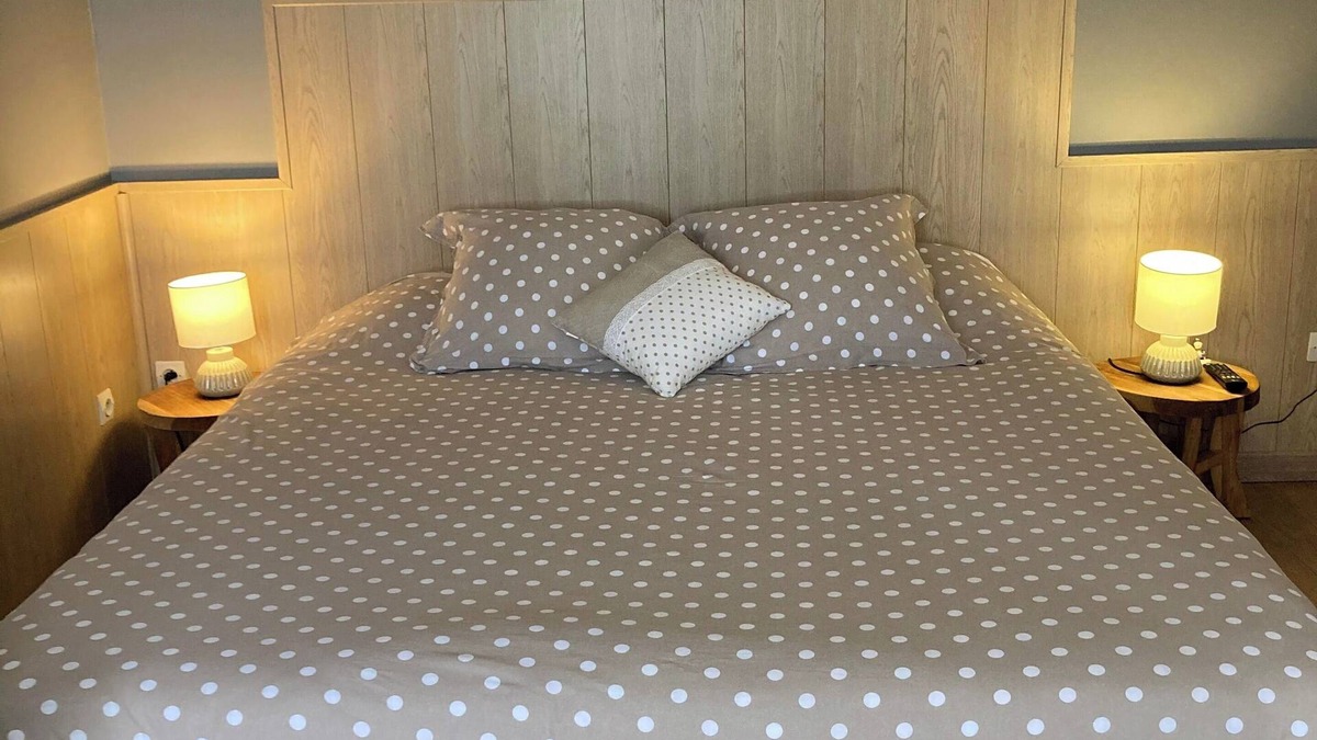 Fiennes Bed & Breakfast | Maison D'hôte La Ferme Du Grand Air - Twin Room with Private Bathroom 3