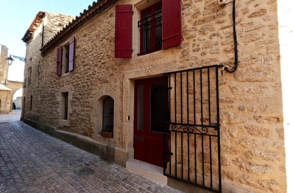 Castillon-du-Gard House | Maison de 3 chambres a Castillon du Gard a 100 m de la plage avec wifi
