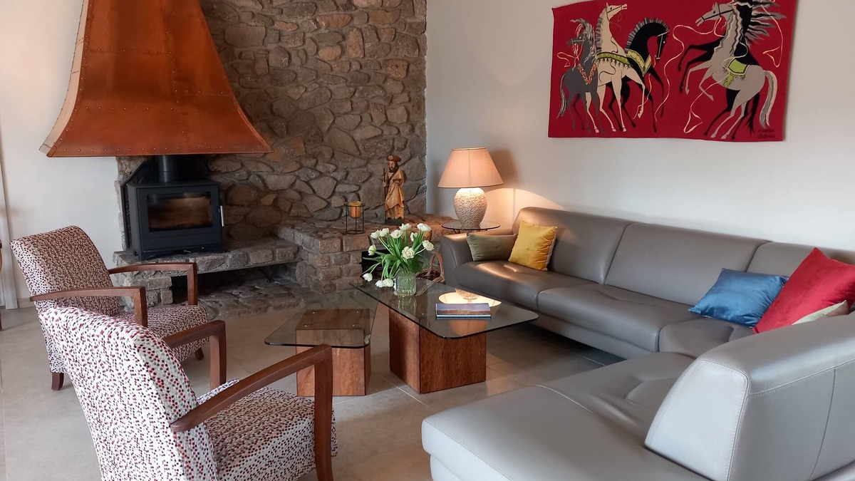 Felletin House | Maison de Campagne Rénovée Avec Grand Jardin