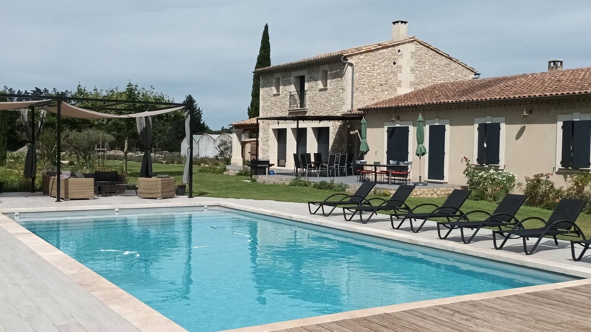 Eygalieres House | Maison de Charme Avec Piscine à Eygalières