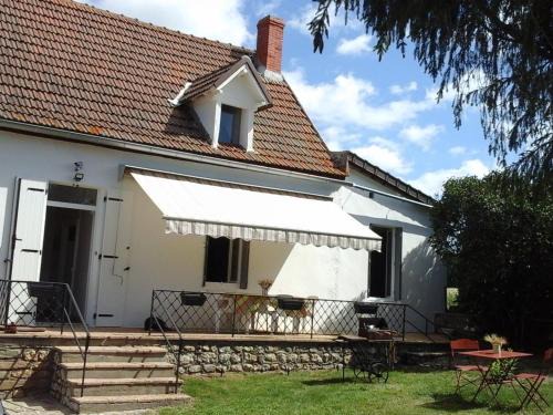 Taxat-Senat House | Maison de ferme charmante avec terrasse et grand jardin près de Vichy - FR-1-489-363