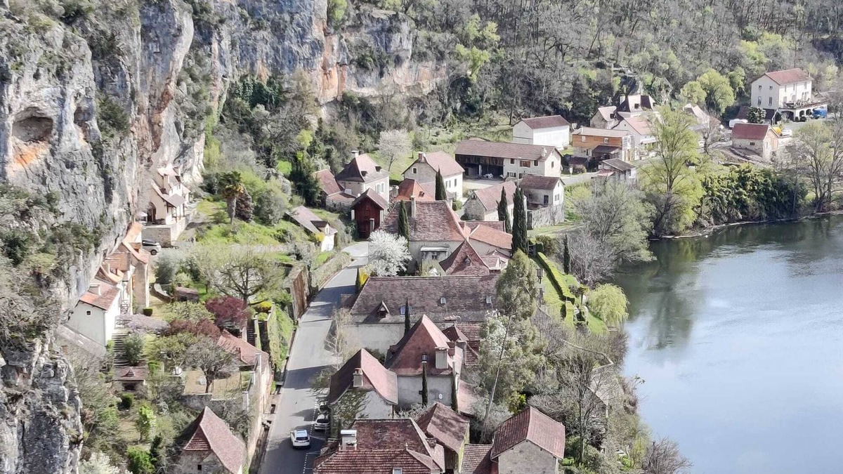 Saint-Martin-Labouval House | Maison de Campagne, Rivière Lot au Fond du Jardin, Randonnées