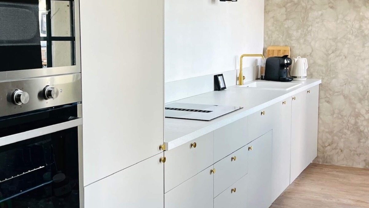 Cherval House | Maison de Terre - Luxury vacation home in the Dordogne with pool! Up to 6 people.