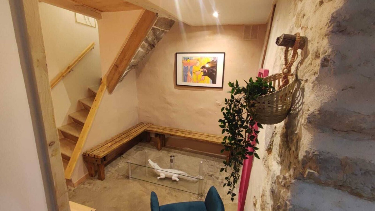 La Roquebrussanne Apartment | Maison de Village Cosy 1 à 4 Personnes