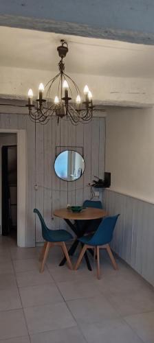 Sigean Apartment | Maison de village