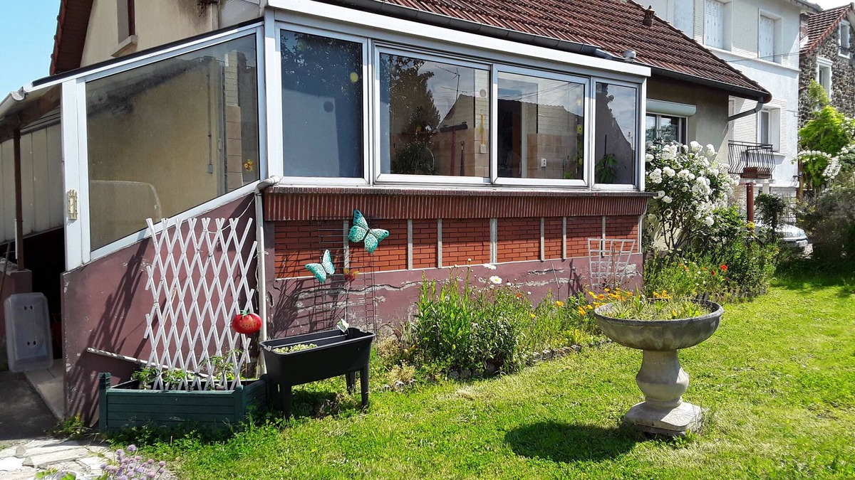 Bondy House | Maison de Villes à Deux Minutes D'une Cité Commerciale et du bus 105