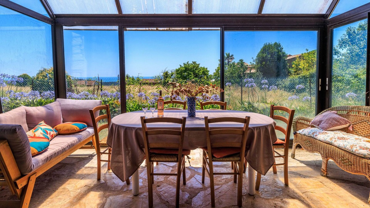 Tourrettes-sur-Loup Ski Chalet | MAISON DES CANORGUES - Peaceful Haven in Tourrettes