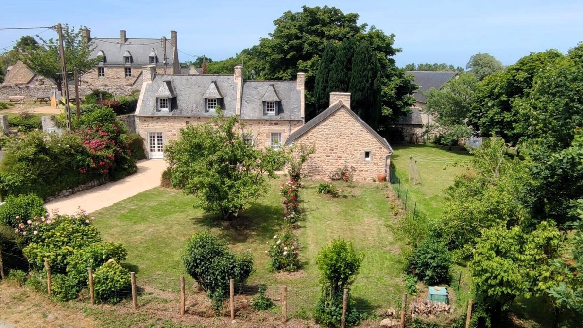 Tregon House | Maison du GR34 Baie de Beaussais Classified 1 star