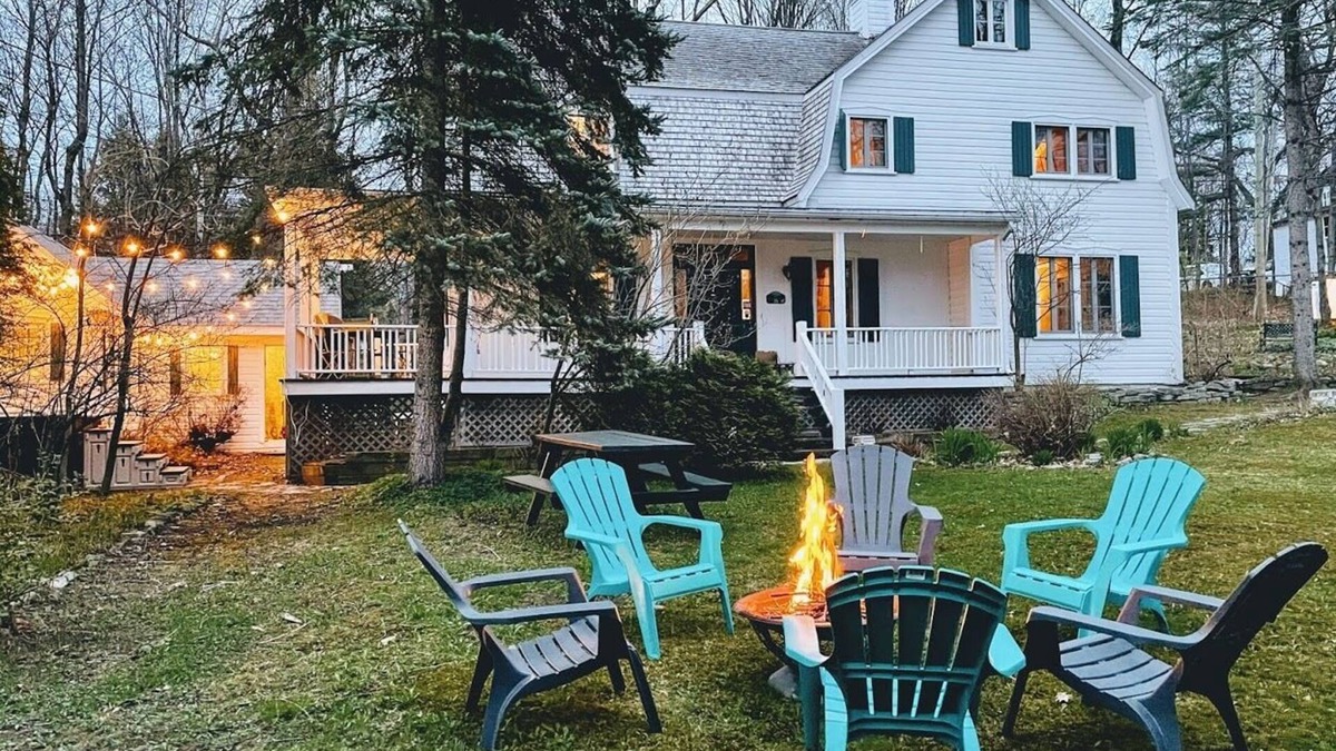 Ste Petronille House | Maison du Quai : Spa | Fireplace | Slow Living