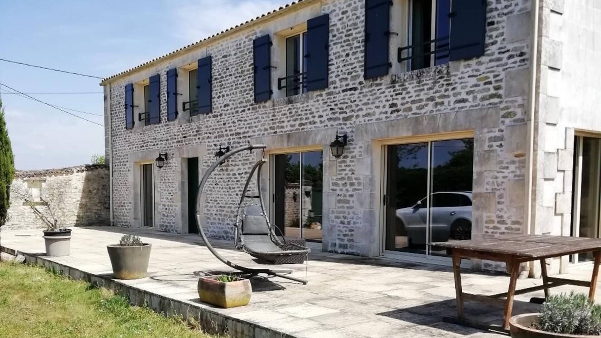 Nieulle-sur-Seudre House | Maison en Pierre , Avec Piscine , Terrasse à 15 mns des Plages