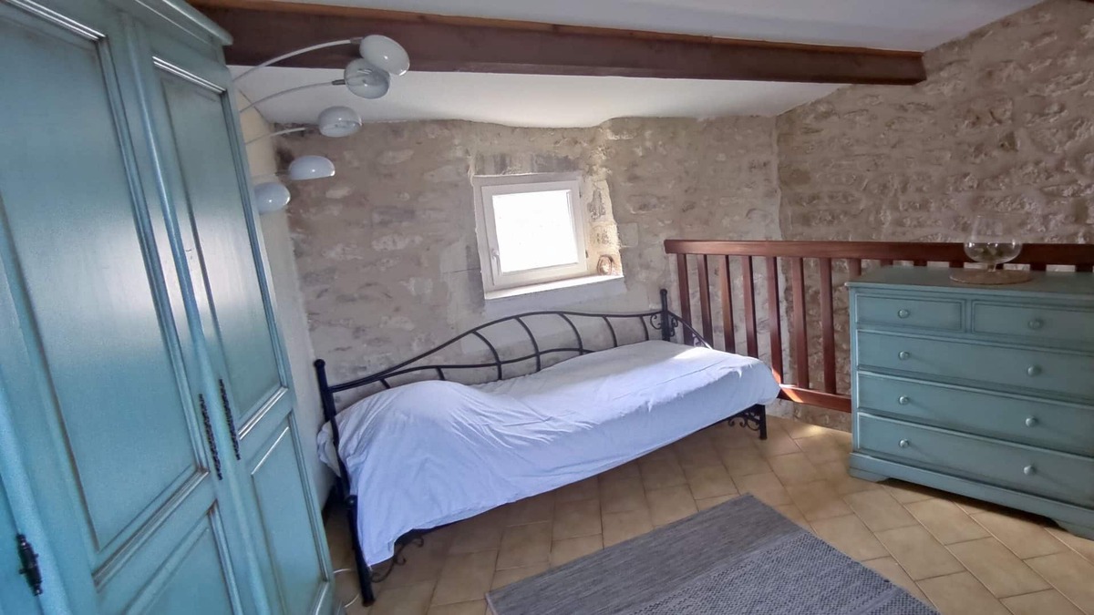 Saint-Restitut House | Maison en Pierre Dans un des Plus Beau Village