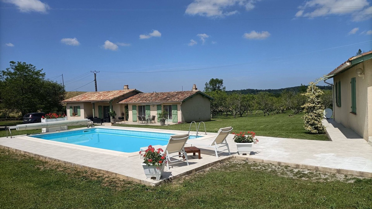 Saint-Antonin Noble Val Bed & Breakfast | Maison d une Chambre Pour 2 Personnes - Chambre D'hôtes