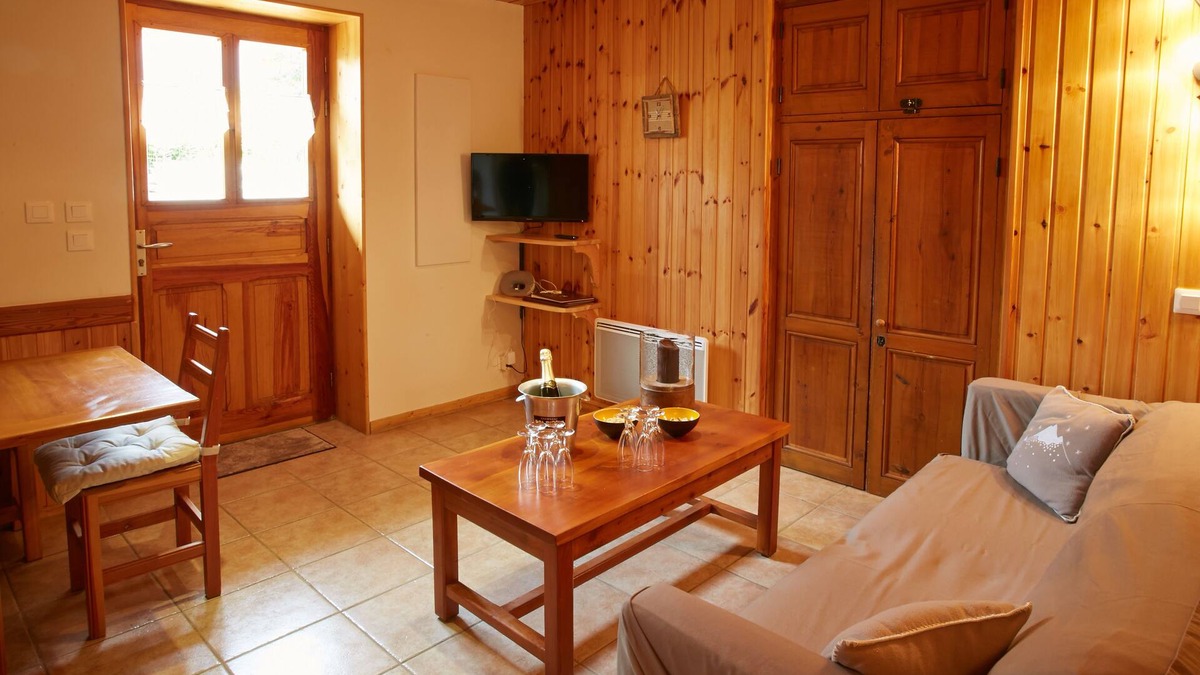 Puy-Saint-Vincent Cottage | Maison GAUTHIER: Pousterle cottage 10 people