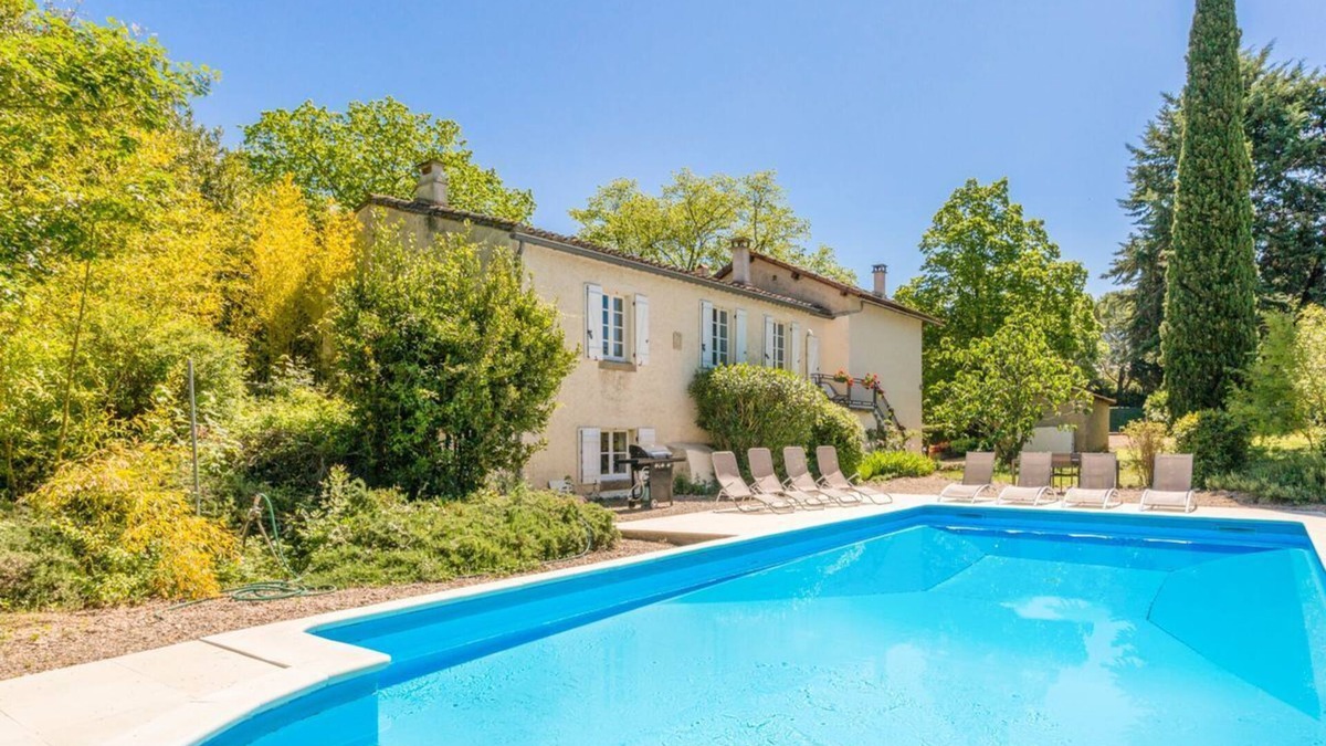 Verzeille Villa | Maison Honey - Three Bedroom Villa, Sleeps 6