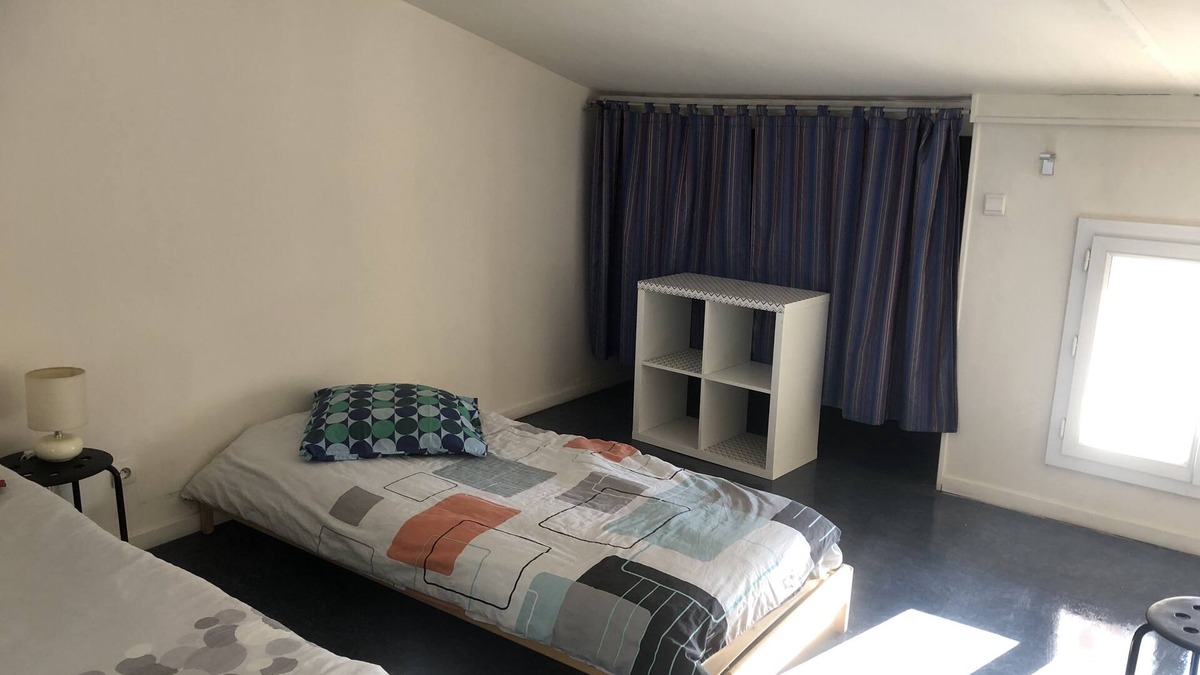 Stains House | Maison Idéale Ouvriers