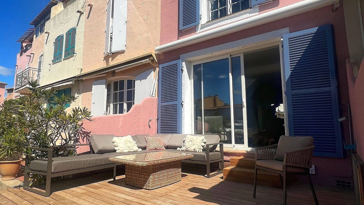 Port Grimaud House | Maison les Pieds Dans Leau, Baie de ST Tropez