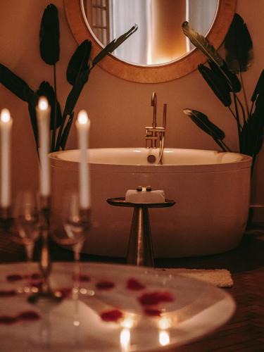 Saint Genes House | Maison Marie-Astrid, Suite avec Balnéo privée