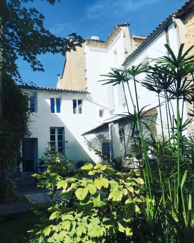 Blaye House | MAISON MATEJEWSKI chambre d'hôtes avec jardin