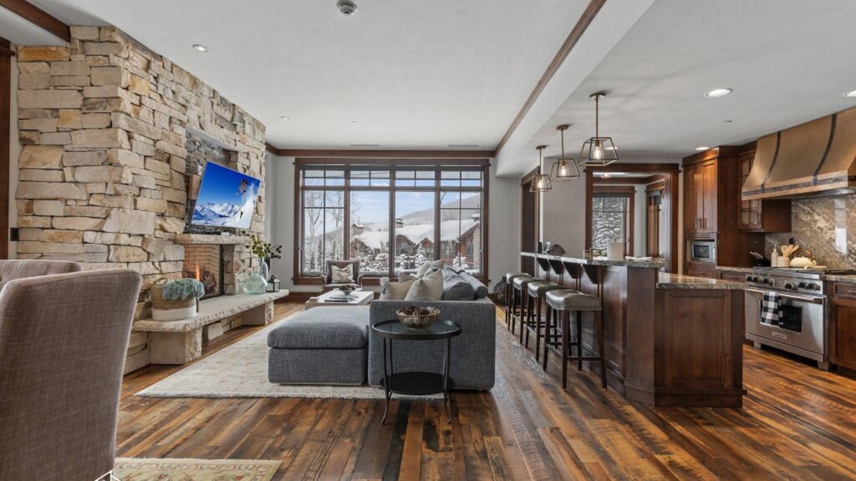 Empire Pass Condo | Maison Moose | Ski-In/Ski-Out Luxury Deer Valley Condo at Arrowleaf | A Nestique Property