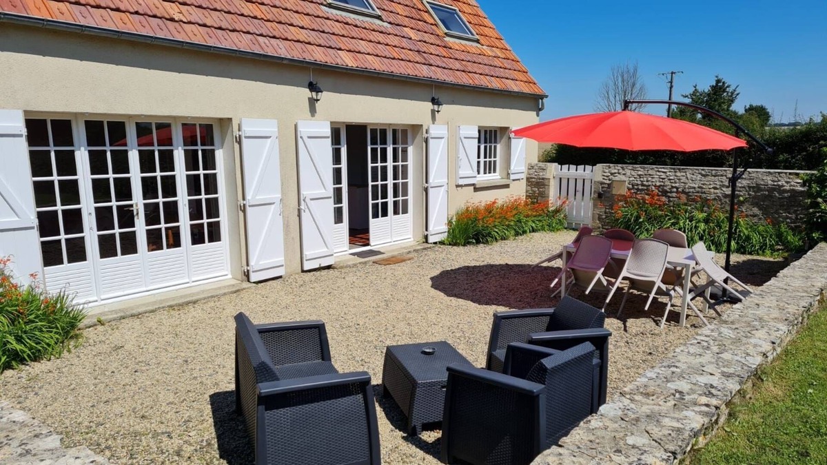 Saint-Come-de-Fresne House | Maison Pittoresque en Bord de mer