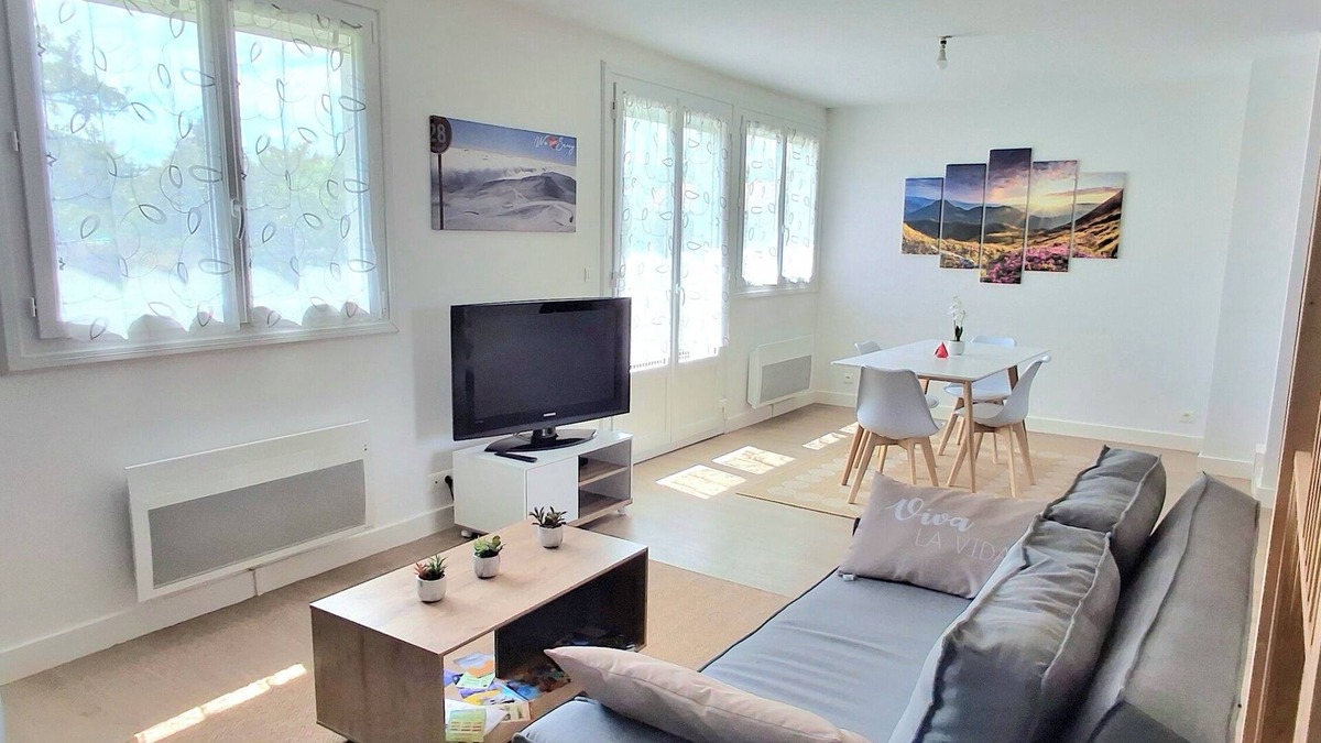 Brassac-les-Mines House | Maison Typique et Charmante du Bassier Minier - 4/6 Personnes - Auvergne