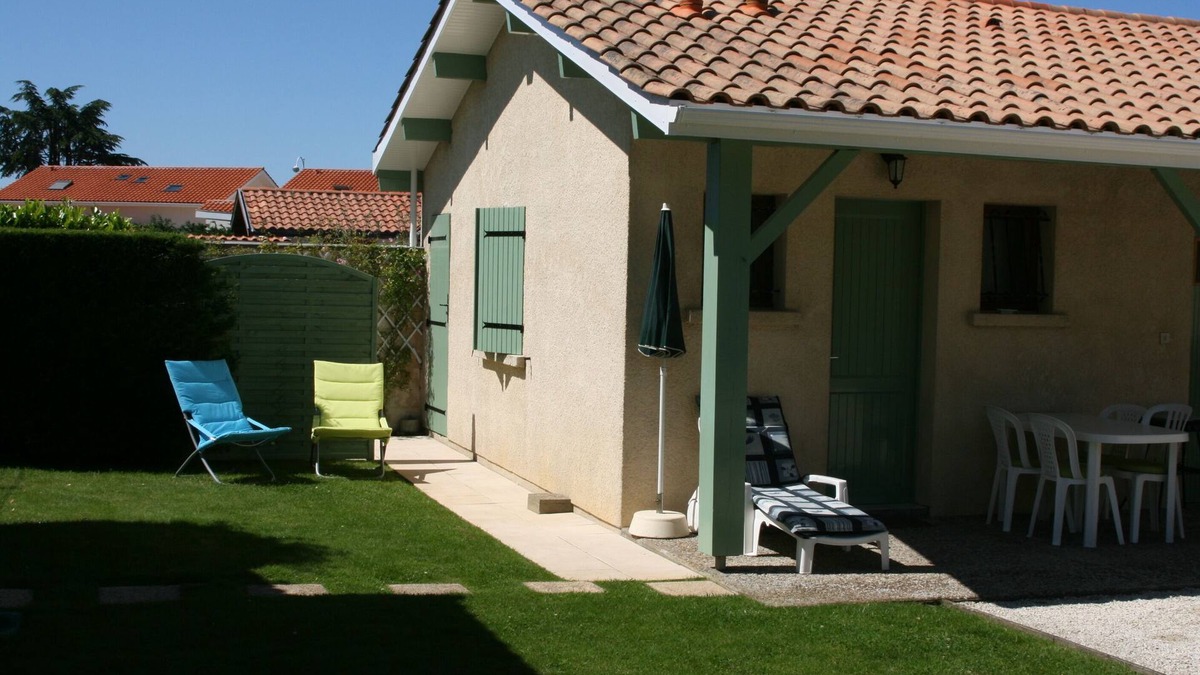 Biscarrosse Apartment | Maisonette 2 * - Independent - (in the main building) - Swimming pool