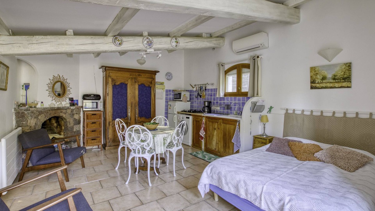 Evenos House | Maisonnette charmante a proximite d'un village med